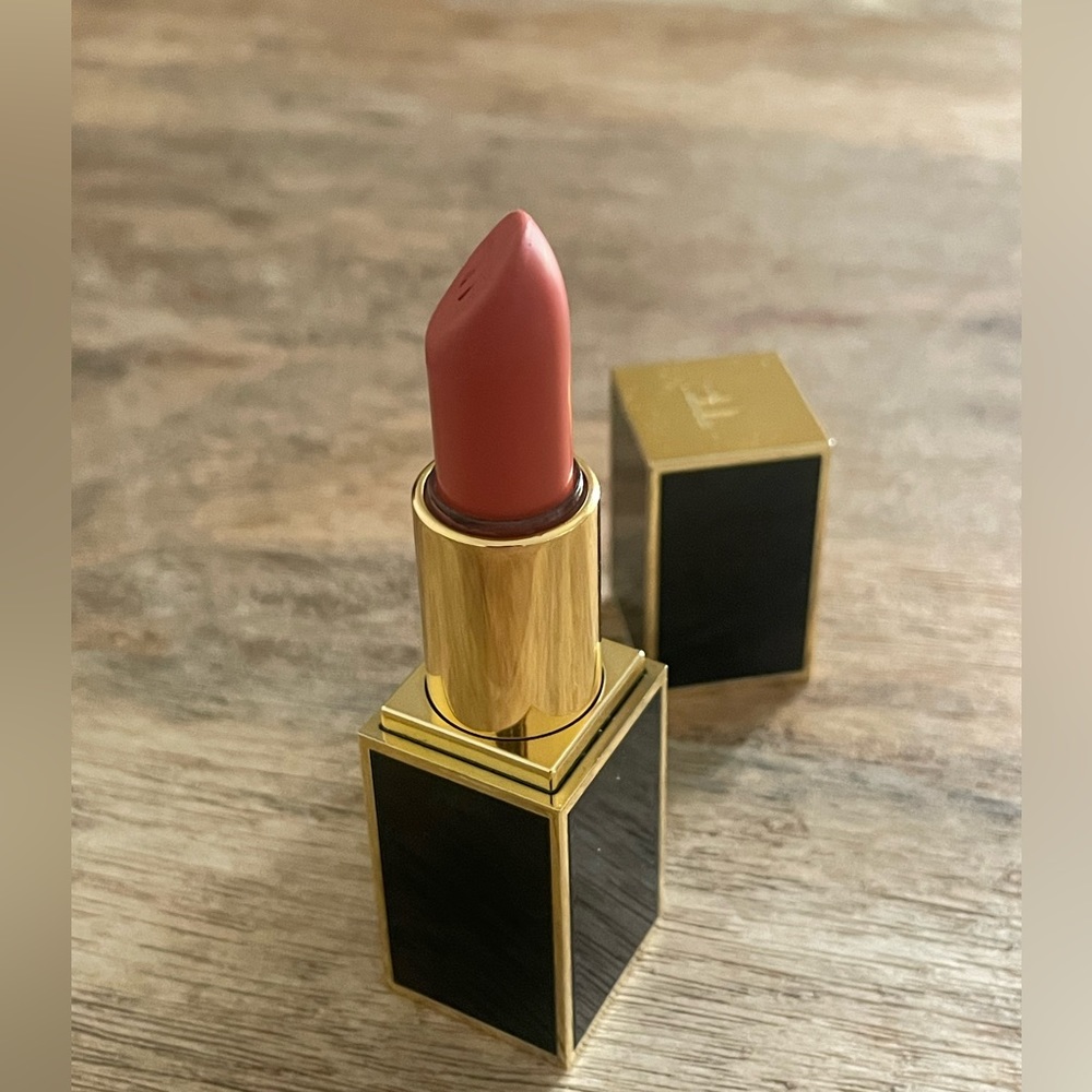 Tom Ford Matte Lipstick 307 Dashing